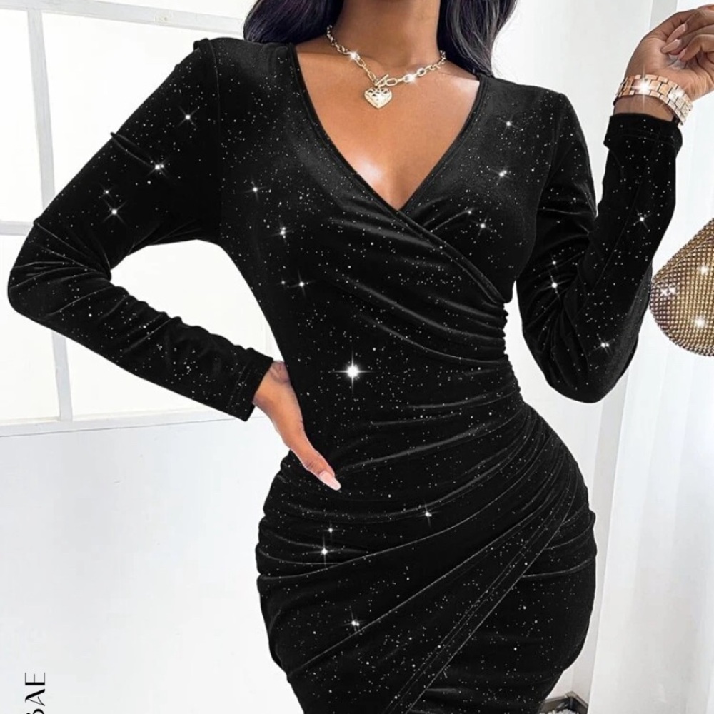 Long sleeved glitter black velvet dress